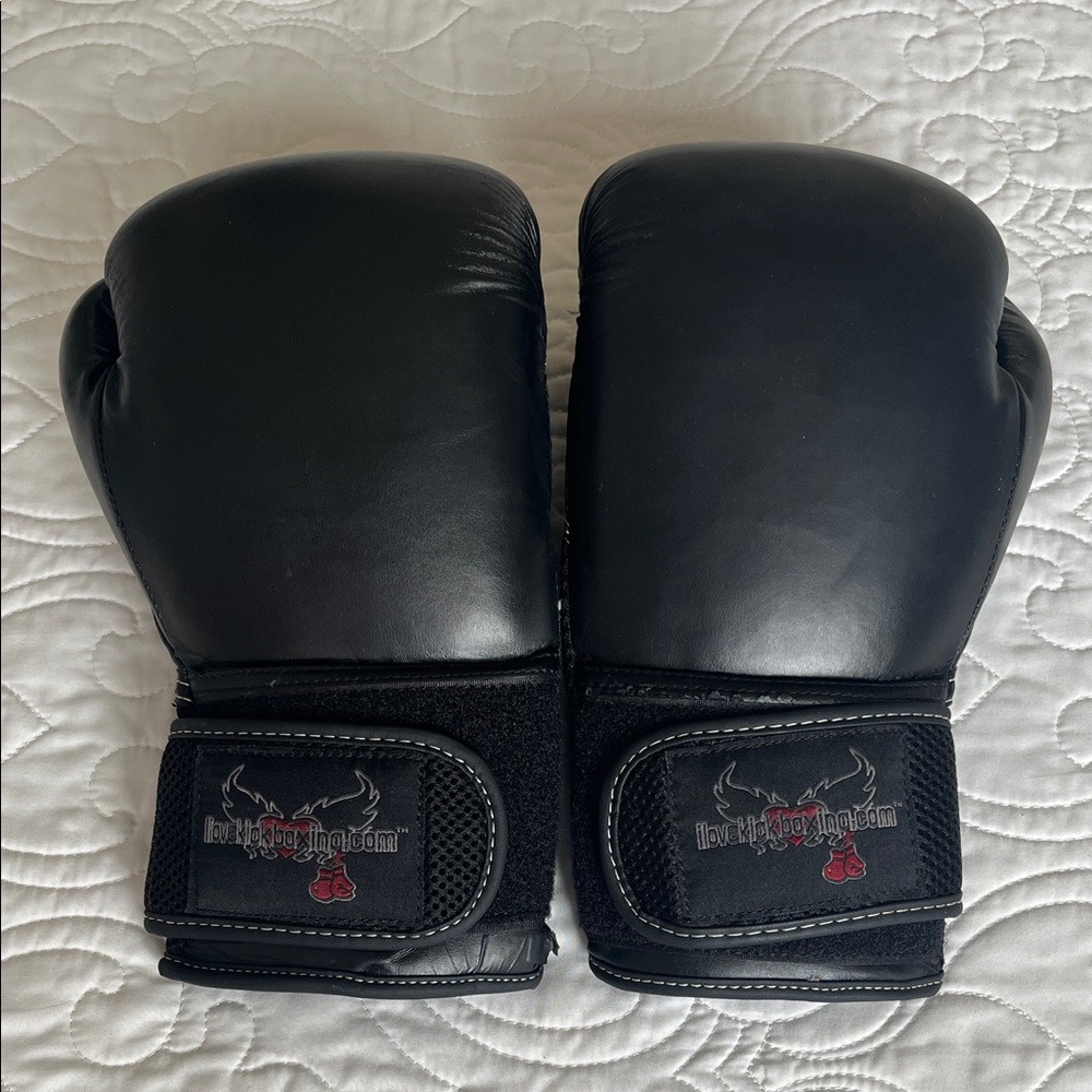 Black Boxing Gloves